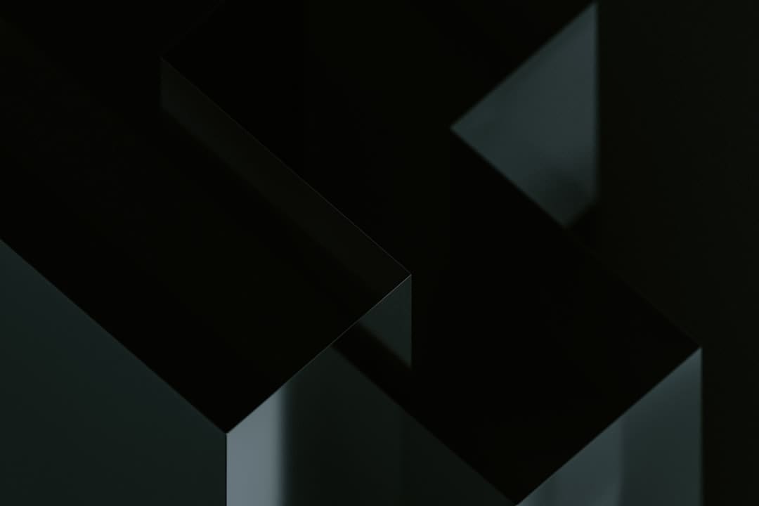 《白玫瑰》张铎演的是谁？